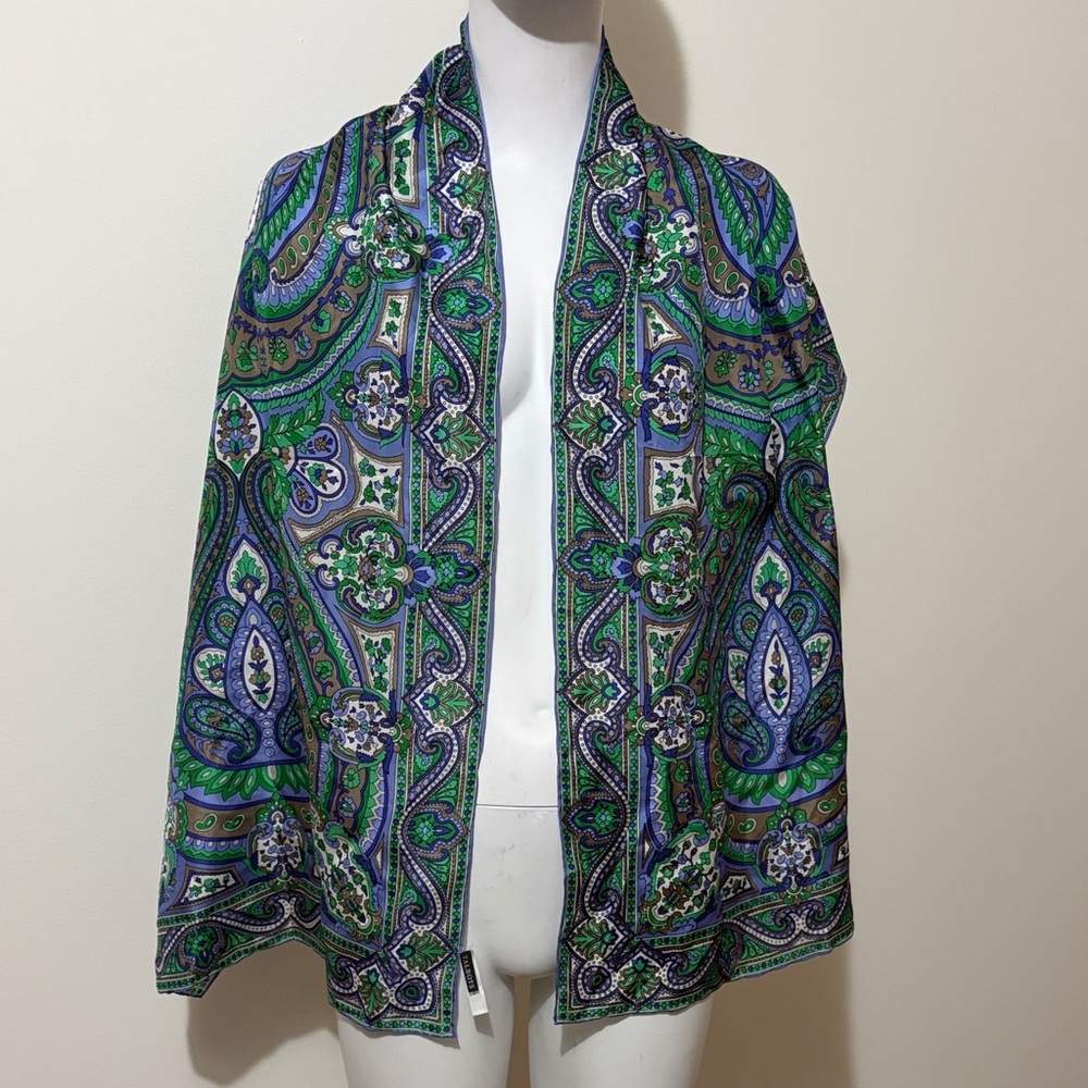 Talbots Silk Vibrant Paisley Scarf in Green and Blue New Without Tag